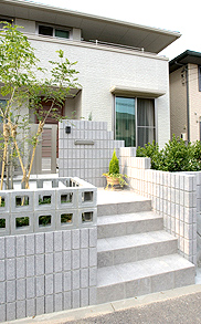 お庭の施工例　すっきりした洋風のシンプルモダン