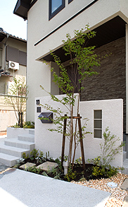 お庭の施工例　アジア風のアジアンモダン