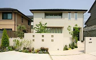 すっきりした洋風　シンプルモダン  お庭の施工例